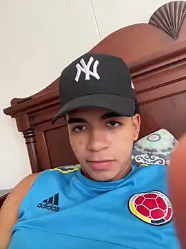 JoanG10 online show from April 23, 2026, 1:57 pm