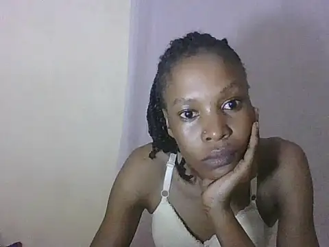 Snapshot of Sweetpetite254 chatting on October 22, 2025, 1:50 am Sweetpetite254 online show from October 22, 2025, 1:50 am