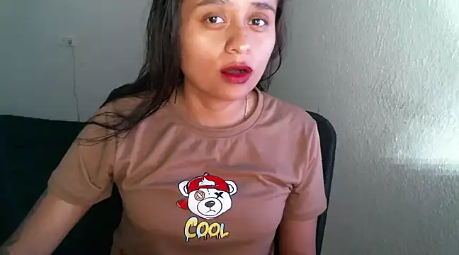 Snapshot of passion_sweet07 chatting on February 21, 2025, 8:16 pm passion sweet07 online show from February 21, 2025, 8:16 pm