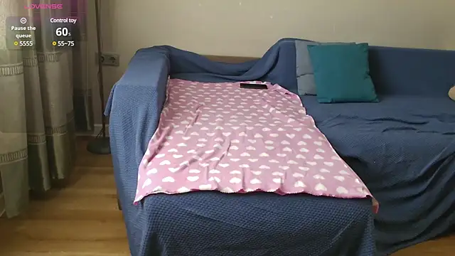 MilaaMilaa online show from February 24, 2025, 2:40 am