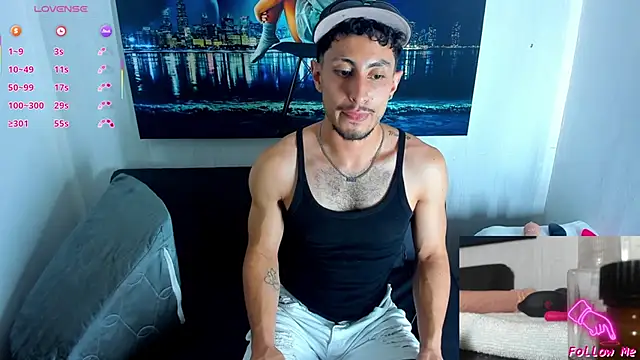 Piggy Eddy online show from September 14, 2025, 7:46 pm