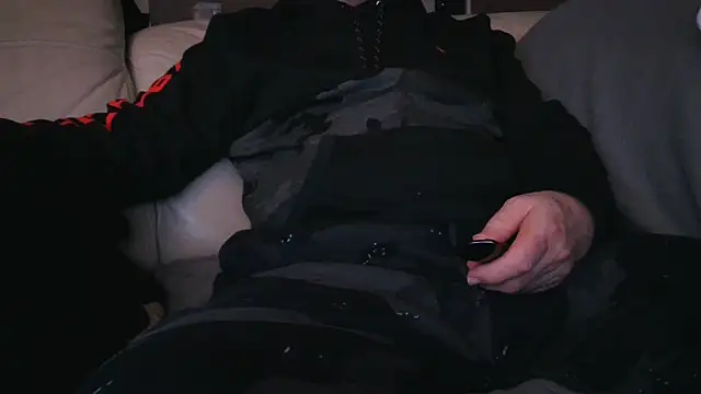 Snapshot of ThikkDikkDaddie chatting on February 2, 2025, 7:35 pm ThikkDikkDaddie online show from February 2, 2025, 7:35 pm