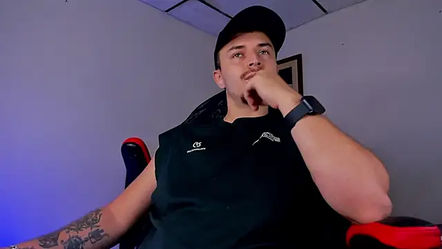 james connor2 online show from February 26, 2025, 7:27 pm