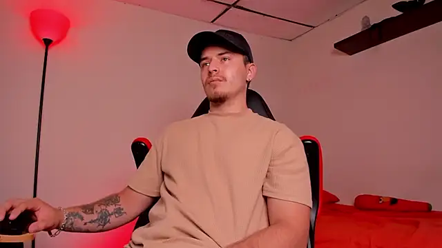 james connor2 online show from October 18, 2025, 7:03 pm