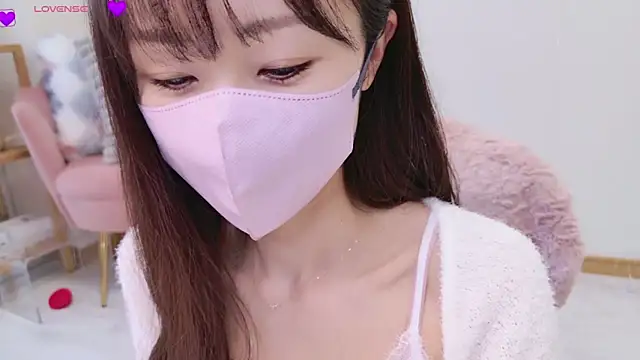 meg 0901 online show from March 11, 2025, 6:10 am