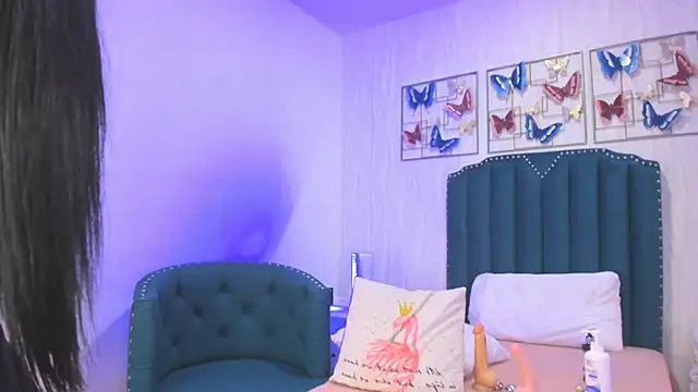 samara warren online show from December 23, 2024, 3:44 pm