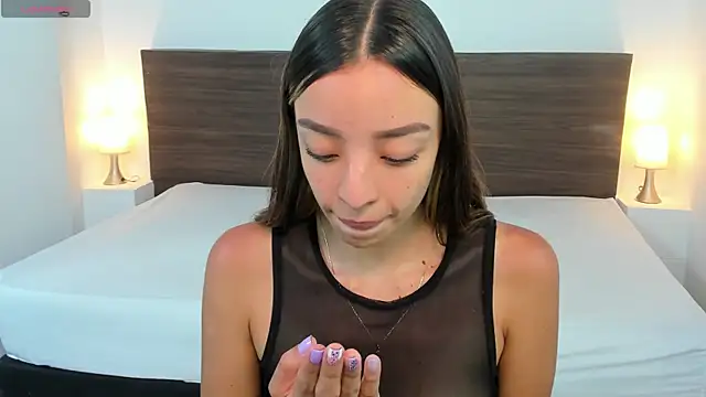 AliceRoss0 online show from March 4, 2025, 8:38 pm