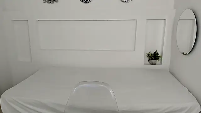 AliceRoss0 online show from March 15, 2025, 11:40 am