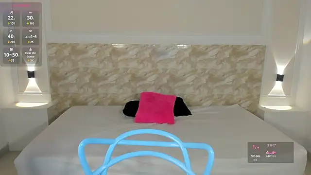 AliceRoss0 online show from September 16, 2025, 8:10 pm