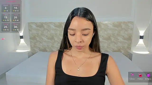 AliceRoss0 online show from October 20, 2025, 8:20 pm