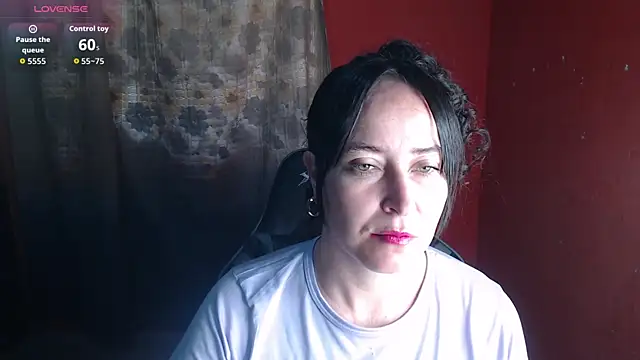 carla slut outlimits online show from November 26, 2025, 12:28 pm