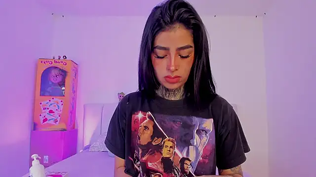 shadowcatt  online show from September 10, 2025, 3:23 pm