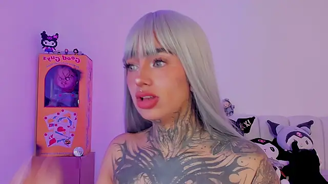 shadowcatt  online show from October 26, 2025, 8:37 pm