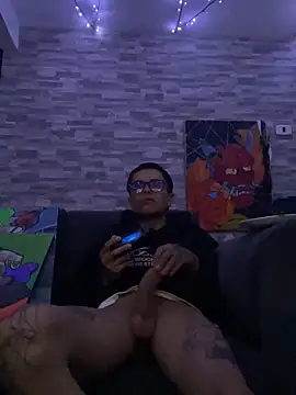 Snapshot of Cuervo_maniaco chatting on March 12, 2025, 6:07 am Cuervo maniaco online show from March 12, 2025, 6:07 am