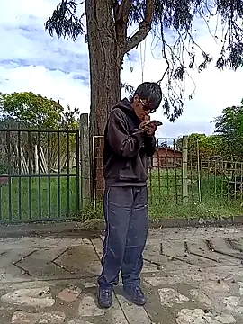 Cuervo maniaco online show from November 24, 2025, 2:39 pm