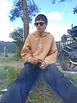 Cuervo maniaco online show from January 13, 2026, 5:07 pm