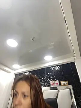 Snapshot of AnnbellaRosse chatting on February 4, 2025, 10:24 pm AnnbellaRosse online show from February 4, 2025, 10:24 pm