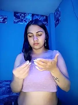 Nahiara velez online show from November 25, 2025, 11:38 pm