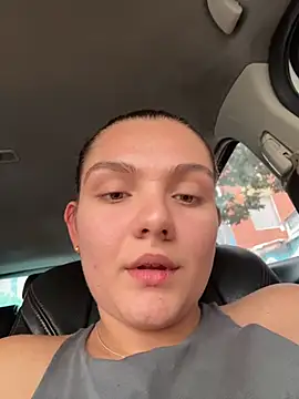 Snapshot of eva_y_marcelo chatting on January 31, 2026, 7:11 pm eva y marcelo online show from January 31, 2026, 7:11 pm