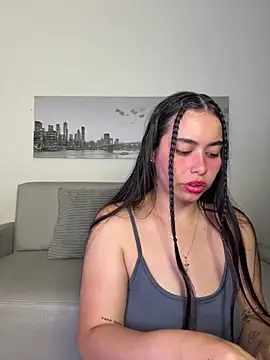 SophieRoyals online show from June 26, 2026, 12:53 pm