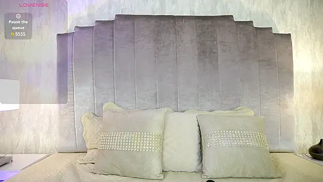 ashlyestone online show from January 17, 2025, 2:50 am