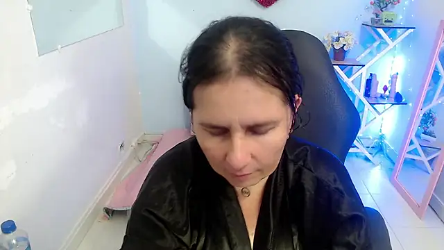 victoria jones online show from January 9, 2026, 7:04 pm