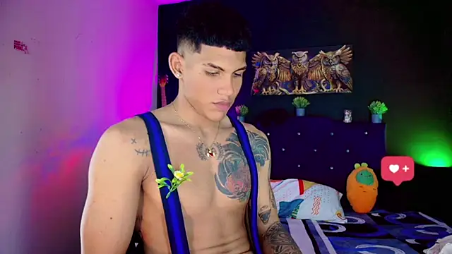 Damian latinxxx online show from February 26, 2025, 9:10 am