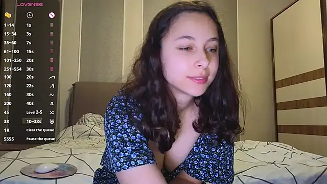 Agatha Sade online show from March 11, 2025, 3:56 pm