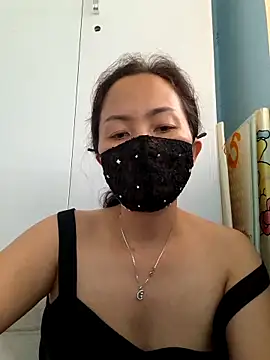 Snapshot of Baby-sexytits18 chatting on March 8, 2025, 4:01 am Baby-sexytits18 online show from March 8, 2025, 4:01 am