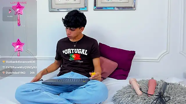 Santy carrington online show from January 4, 2025, 11:17 pm