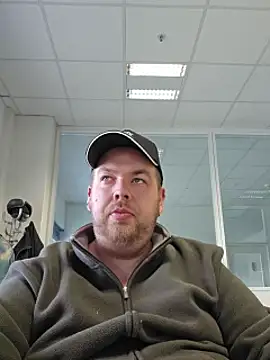 PupW0lfy online show from October 14, 2025, 7:42 am