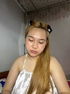 Odette68 online show from April 28, 2026, 2:27 am