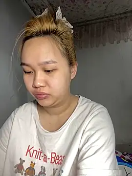Odette68 online show from May 5, 2026, 12:51 am