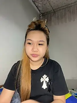 Odette68 online show from June 2, 2026, 1:40 am