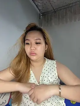 Odette68 online show from June 3, 2026, 12:13 am