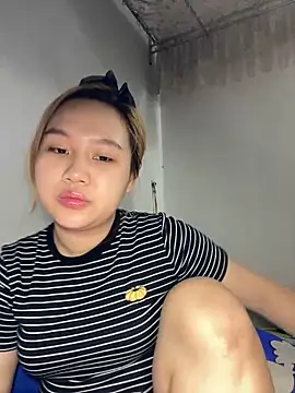 Odette68 online show from June 5, 2026, 1:23 am