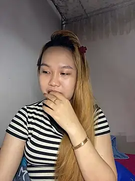 Odette68 online show from June 16, 2026, 12:02 am