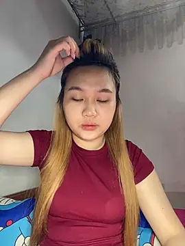 Odette68 online show from June 17, 2026, 12:24 am