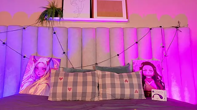 AmbarHills 1 online show from January 18, 2026, 11:36 am