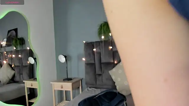 AmbarHills 1 online show from March 31, 2026, 11:32 am