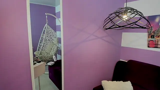 lovely  martina online show from December 11, 2024, 1:37 am