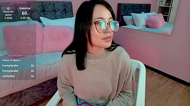 lovely  martina online show from March 12, 2025, 7:59 pm