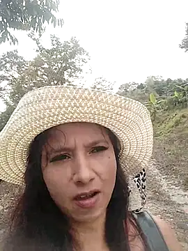 Snapshot of andreu_mature chatting on March 5, 2025, 7:27 pm andreu mature online show from March 5, 2025, 7:27 pm