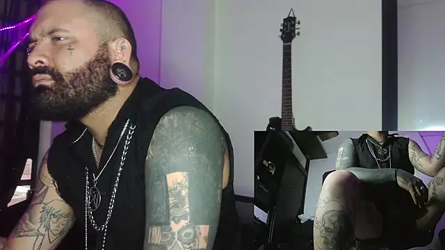 darkclothes online show from December 27, 2024, 11:28 am