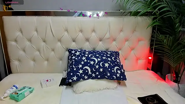 Aidan twink online show from October 30, 2025, 10:43 pm