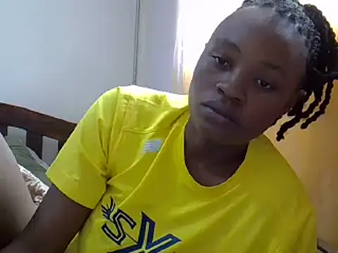 Snapshot of Amanda255 chatting on January 17, 2025, 11:06 am Amanda255 online show from January 17, 2025, 11:06 am