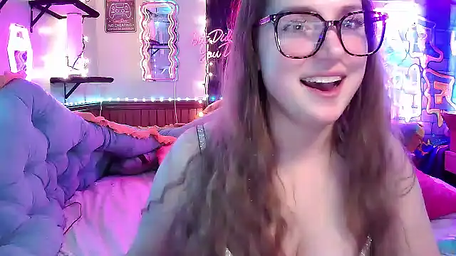 mirannacult online show from January 14, 2025, 8:26 pm