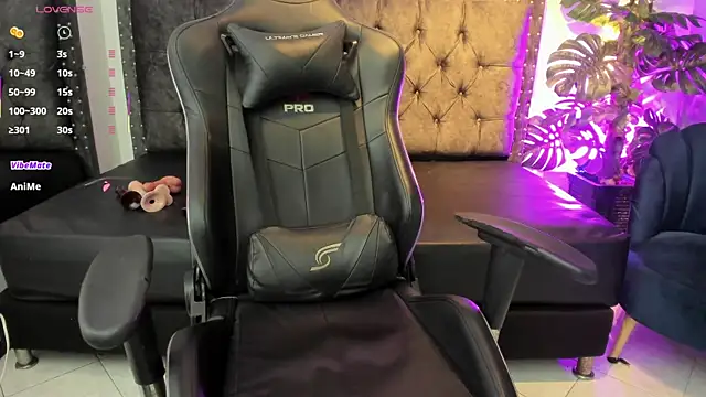 Layla kaderr online show from September 13, 2025, 7:24 pm