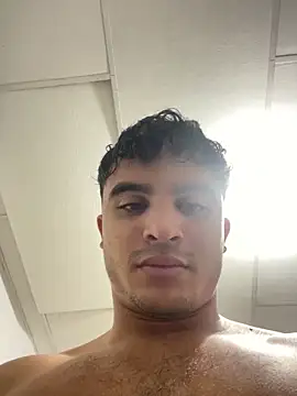 Snapshot of Mentriplex chatting on February 14, 2026, 2:19 am Mentriplex online show from February 14, 2026, 2:19 am