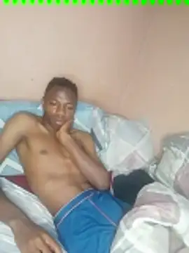 Snapshot of fireboyafrica chatting on December 18, 2024, 5:04 am fireboyafrica online show from December 18, 2024, 5:04 am